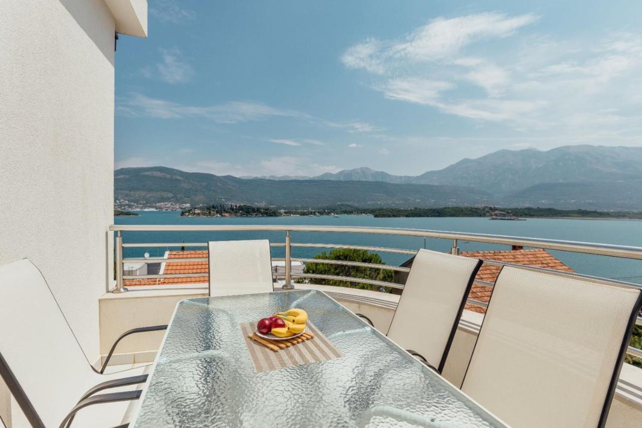 Apartmani Jelena Tivat Exterior foto