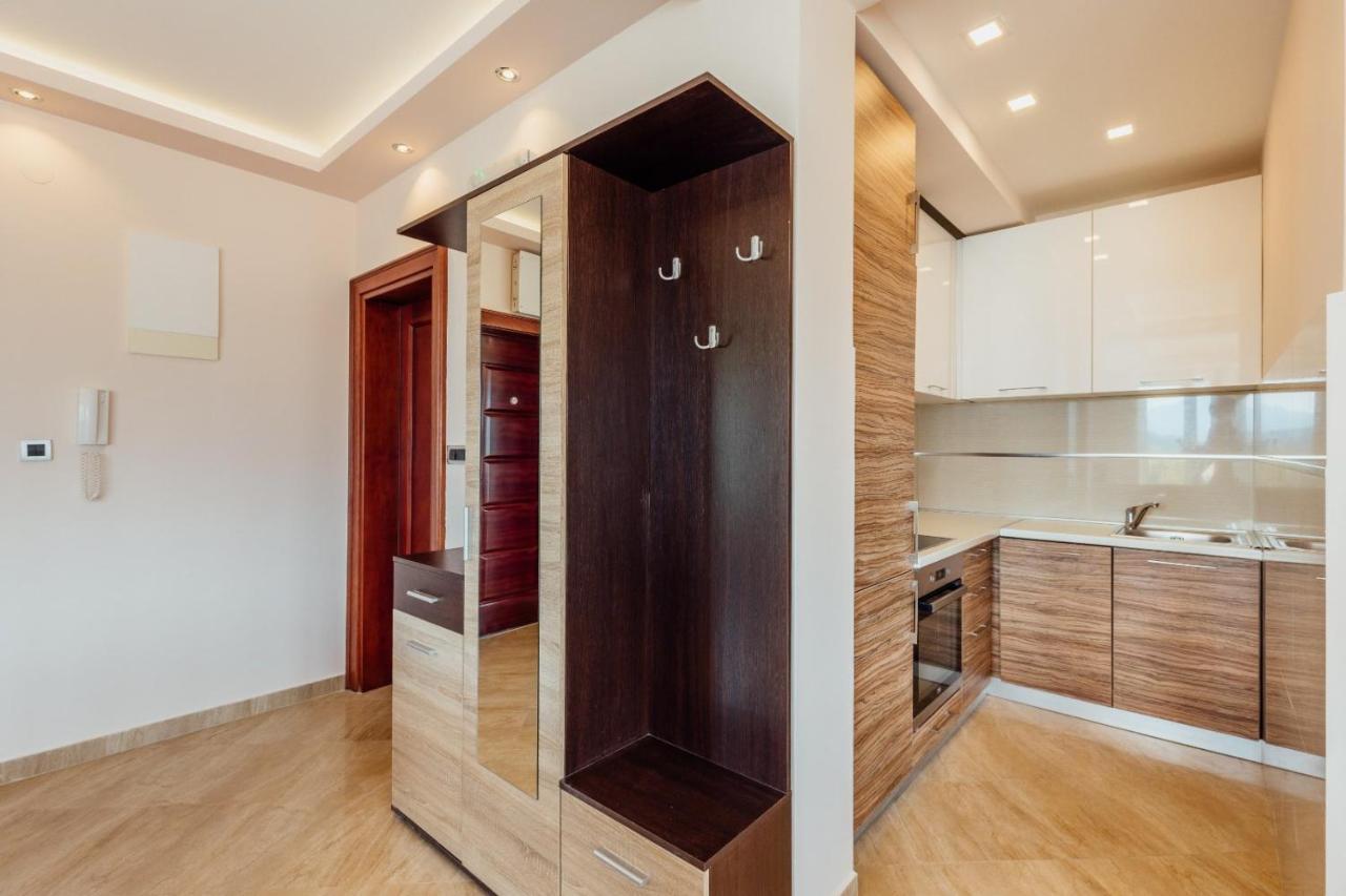 Apartmani Jelena Tivat Exterior foto