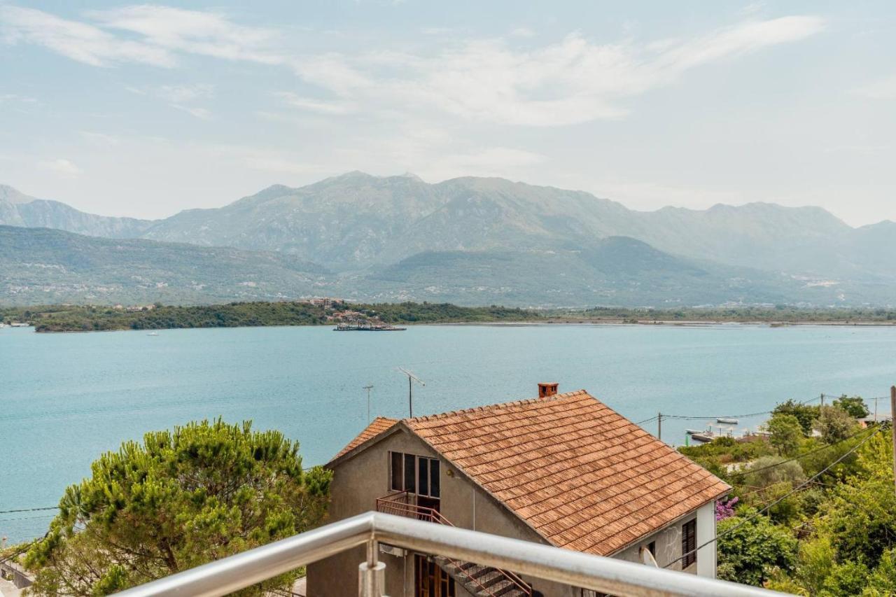 Apartmani Jelena Tivat Exterior foto